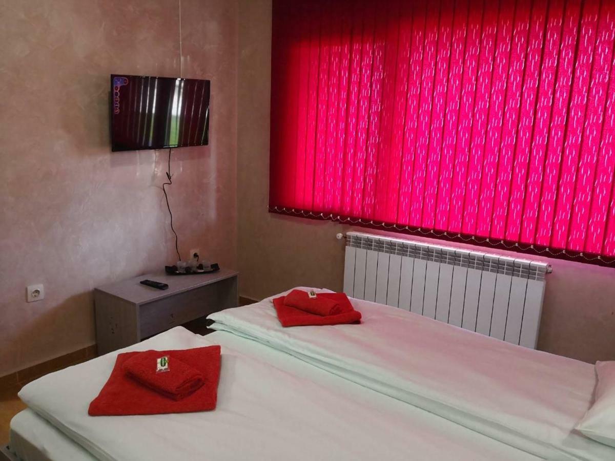 Yurukovata Kashta Hotel Koprivshtitsa Bagian luar foto
