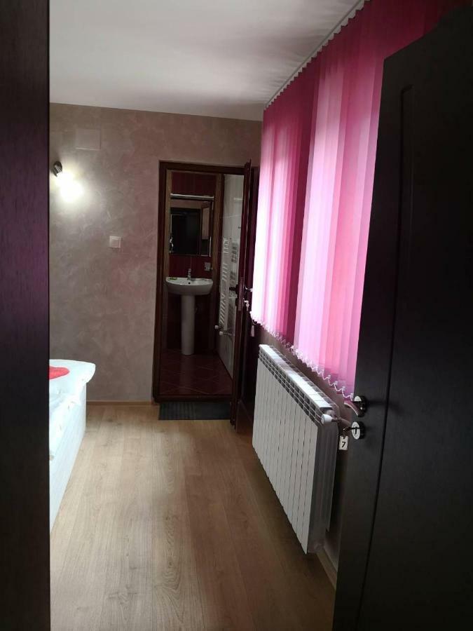 Yurukovata Kashta Hotel Koprivshtitsa Bagian luar foto