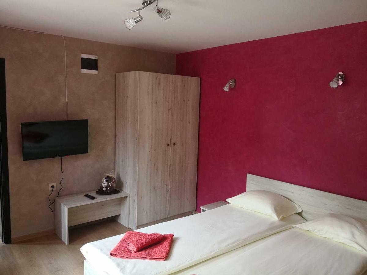 Yurukovata Kashta Hotel Koprivshtitsa Bagian luar foto