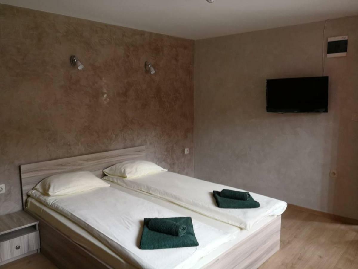 Yurukovata Kashta Hotel Koprivshtitsa Bagian luar foto